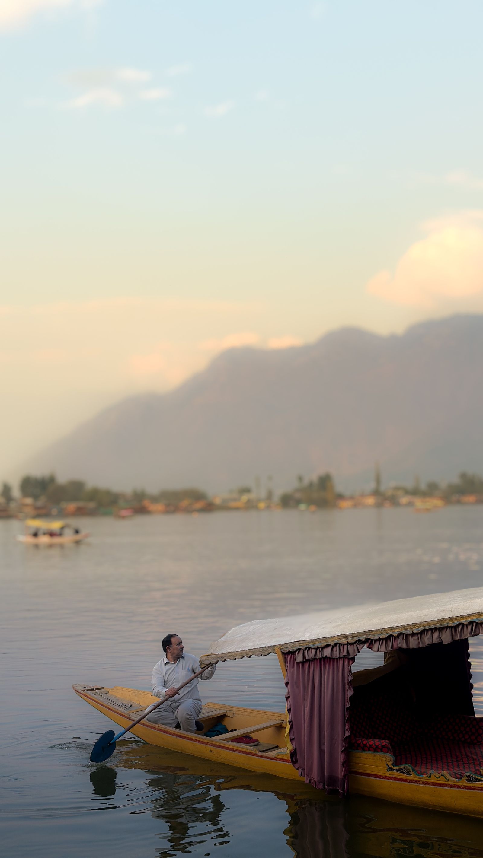 Evening on Dal Lake